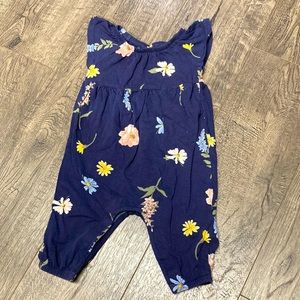 Floral flutter sleeve romper
